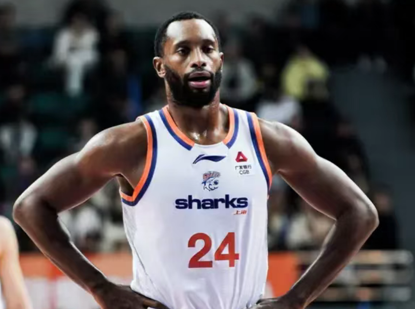 开云体育网址-超广东升第二！上海30分大胜福建 弗格36分加盟新高单节20分